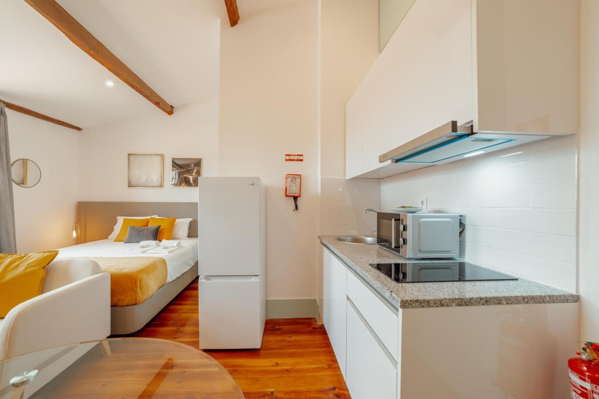 Downtown Suites By Vacationy Порто Екстериор снимка