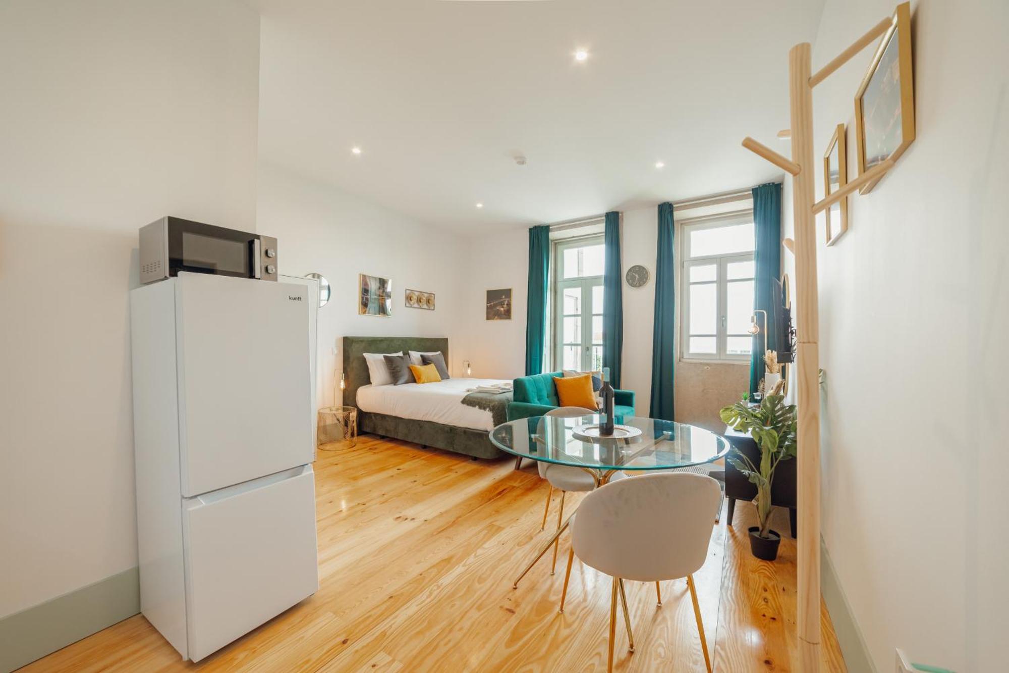 Downtown Suites By Vacationy Порто Екстериор снимка