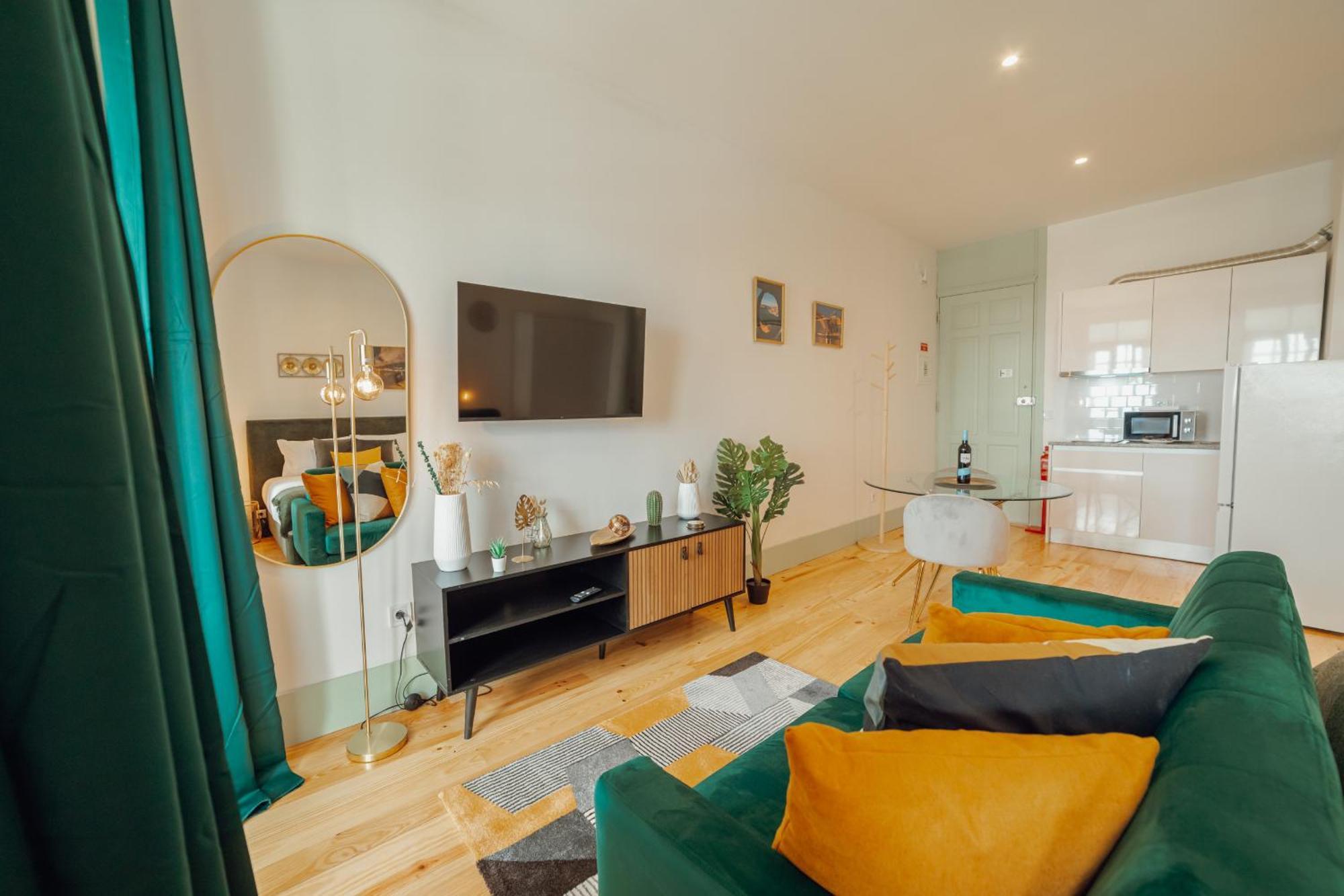 Downtown Suites By Vacationy Порто Екстериор снимка