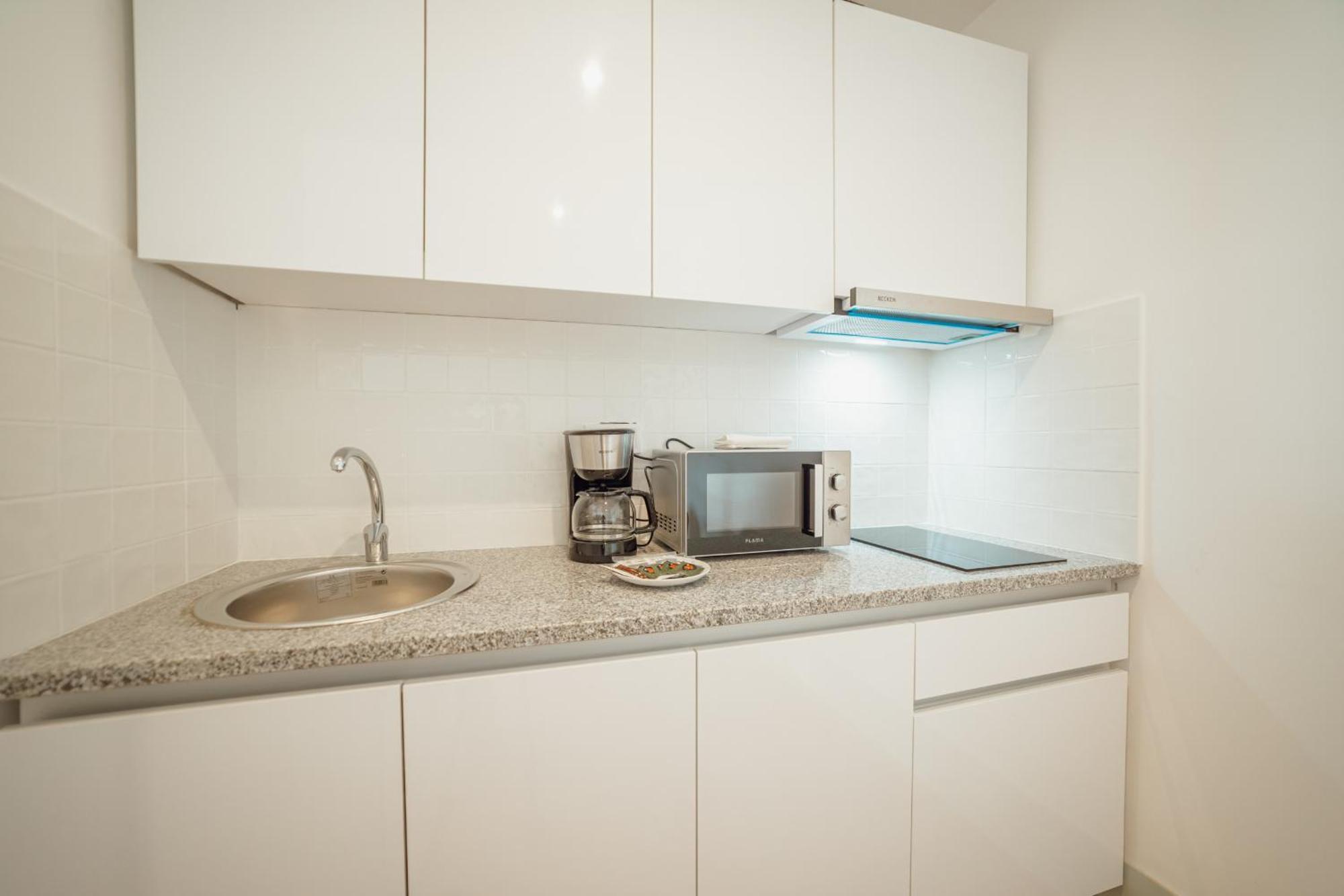 Downtown Suites By Vacationy Порто Екстериор снимка